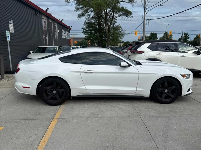 Ford Mustang ECOBOOST / CARFAX - автомобили, коли, обяви за нови и употребявани 4