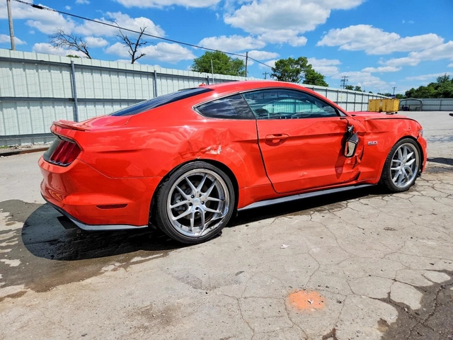 Ford Mustang GT - автомобили, коли, обяви за нови и употребявани 4