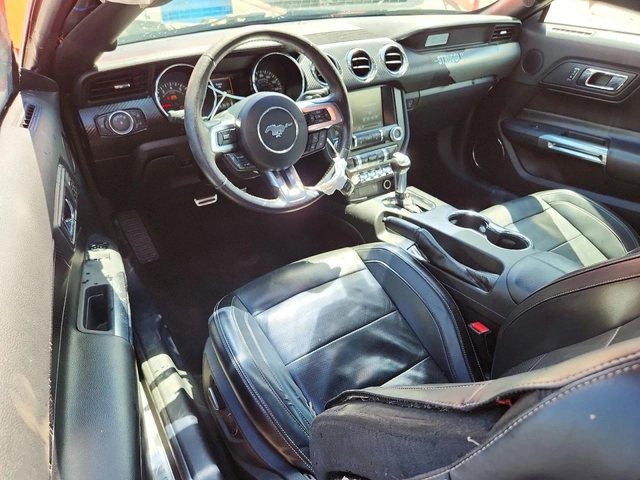 Ford Mustang GT - автомобили, коли, обяви за нови и употребявани 7