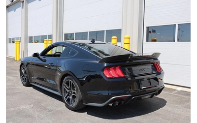 ford-mustang - 3