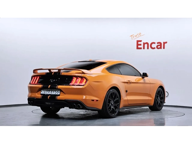 Ford Mustang ОБДУХВАНЕ / DIGITAL / DISTRONIC / AMBIENT - автомобили, коли, обяви за нови и употребявани 1