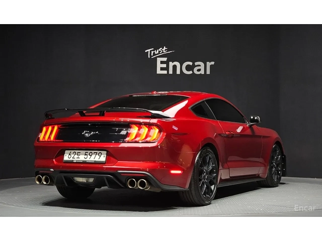 Ford Mustang 2.3 / FACELIFT / 10SPD / ОБДУХ / ДИГИТАЛ / SPOILER - автомобили, коли, обяви за нови и употребявани 1