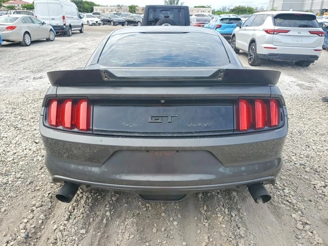 Ford Mustang 5.0 GT - автомобили, коли, обяви за нови и употребявани 5