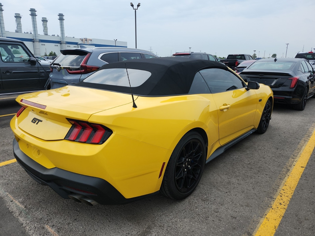 Ford Mustang 5L 8cyl Rear Wheel Drive - автомобили, коли, обяви за нови и употребявани 2