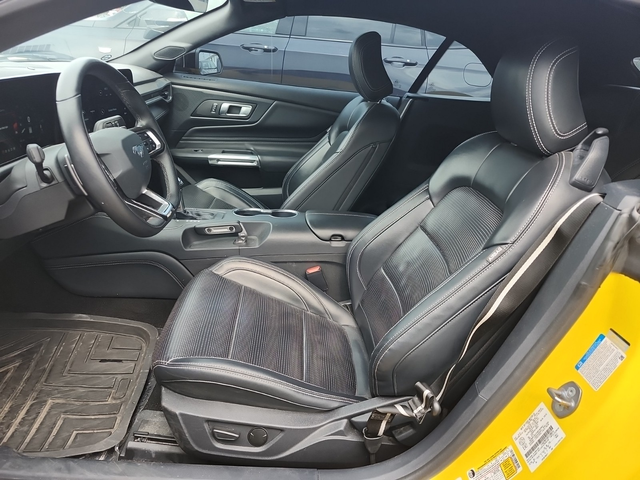 Ford Mustang 5L 8cyl Rear Wheel Drive - автомобили, коли, обяви за нови и употребявани 4