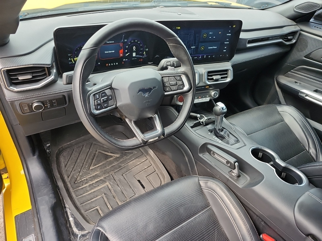 Ford Mustang 5L 8cyl Rear Wheel Drive - автомобили, коли, обяви за нови и употребявани 9