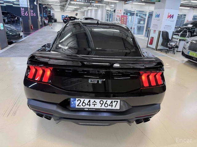 Ford Mustang 5.0 GT Premium* ПОДГРЕВ* ОБДУХВАНЕ* КАМЕРА* КОЖА* - автомобили, коли, обяви за нови и употребявани 3