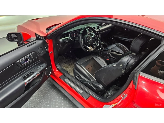 Ford Mustang Coupe* КОЖА* ОБДУХВ* НАВИ* КАМЕРА - автомобили, коли, обяви за нови и употребявани 8
