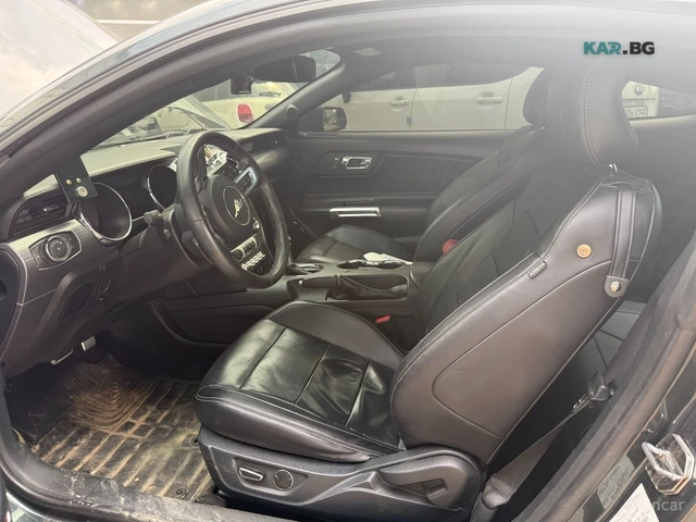 Ford Mustang 2.3 Eco Boost* ПОДГРЕВ* ОБДУХВАНЕ* NAVI* КОЖА - автомобили, коли, обяви за нови и употребявани 4