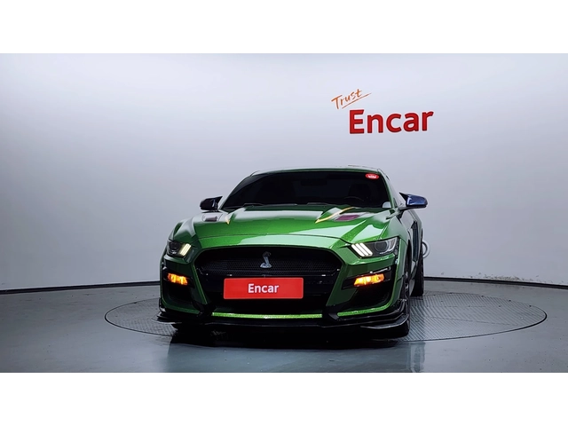 Ford Mustang GT 5.0 - автомобили, коли, обяви за нови и употребявани 2