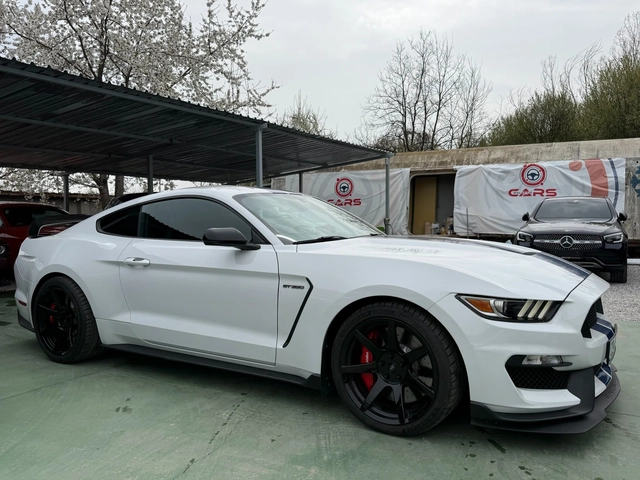 Ford Mustang SHELBY GT350R - автомобили, коли, обяви за нови и употребявани 2