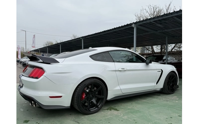 ford-mustang - 3