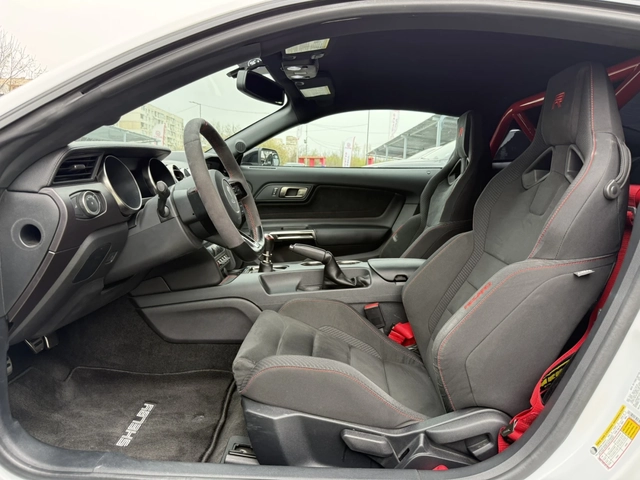 Ford Mustang SHELBY GT350R - автомобили, коли, обяви за нови и употребявани 8