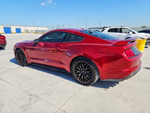 Ford Mustang GT - автомобили, коли, обяви за нови и употребявани 1