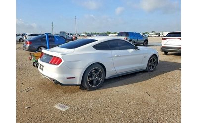 ford-mustang - 2