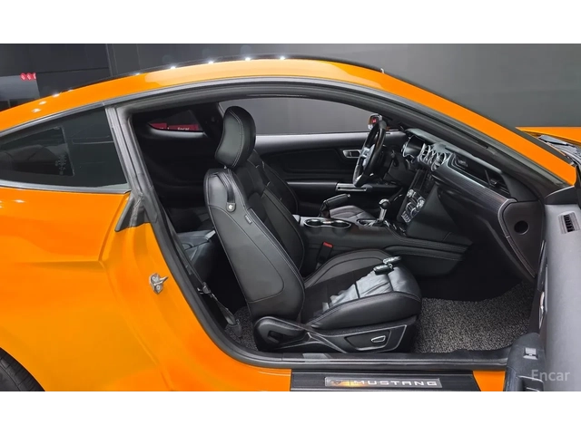 Ford Mustang DIGITALDISTRONIC/LANE ASSIST/ОБДУХВАНЕ / 2 Ключа - автомобили, коли, обяви за нови и употребявани 14