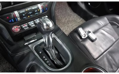 Ford Mustang DIGITALDISTRONIC/LANE ASSIST/ОБДУХВАНЕ / 2 Ключа - автомобили, коли, обяви за нови и употребявани 9