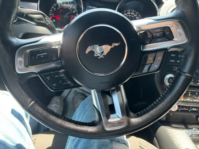 Ford Mustang V6 РЪЧКА - автомобили, коли, обяви за нови и употребявани 11