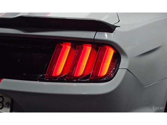Ford Mustang 2.3 full extras* Цена до България - автомобили, коли, обяви за нови и употребявани 4