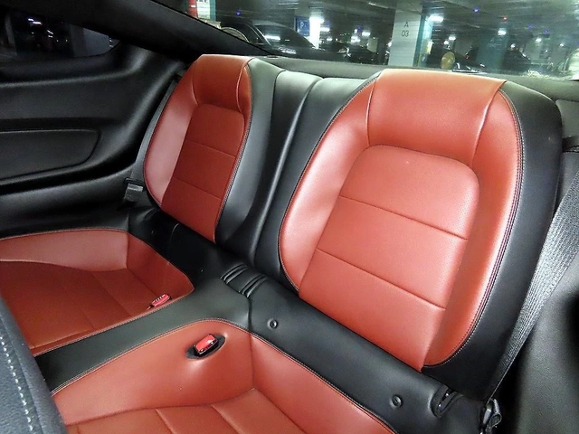 Ford Mustang 2.3 * ОБДУХ * КАМЕРА * ЧЕРВЕН САЛОН - автомобили, коли, обяви за нови и употребявани 10