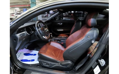 Ford Mustang 2.3 * ОБДУХ * КАМЕРА * ЧЕРВЕН САЛОН - автомобили, коли, обяви за нови и употребявани 9