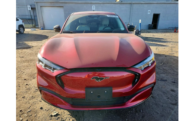 ford-mustang-mach-e - 3