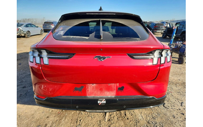 ford-mustang-mach-e - 5