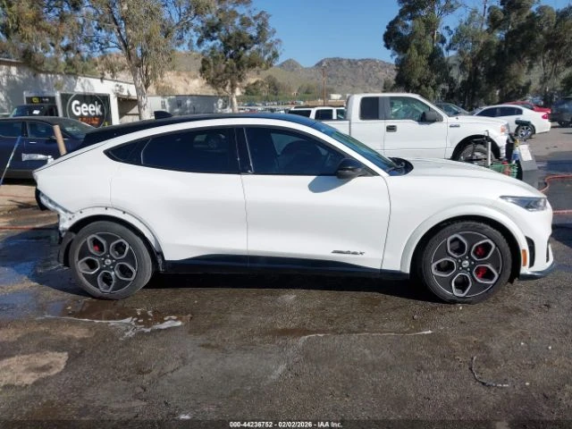 Ford Mustang Mach-E GT* ПОДГРЕВ* 360* СЛ.ЛЕНТИ* KEYLESS - автомобили, коли, обяви за нови и употребявани 4