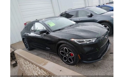 Ford Mustang Mach-E GT AWD - автомобили, коли, обяви за нови и употребявани 11