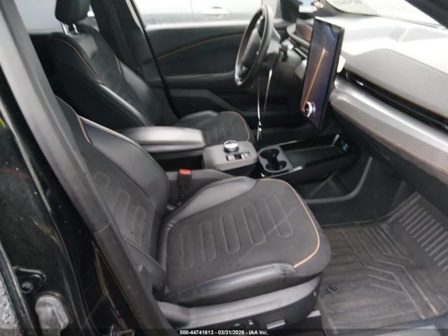 Ford Mustang Mach-E GT AWD - автомобили, коли, обяви за нови и употребявани 5