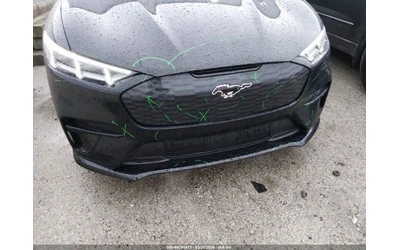 Ford Mustang Mach-E GT AWD - автомобили, коли, обяви за нови и употребявани 6