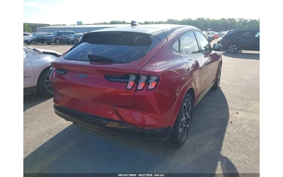 ford-mustang-mach-e - 4