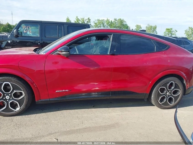 Ford Mustang Mach-E GT-LINE* ПОДГРЕВ* КАМЕРА* ALL* WHEEL* DRIVE* - автомобили, коли, обяви за нови и употребявани 5