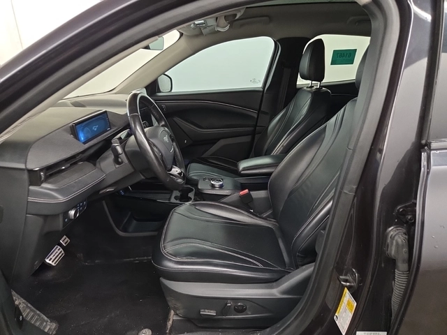 Ford Mustang Mach-E - автомобили, коли, обяви за нови и употребявани 6