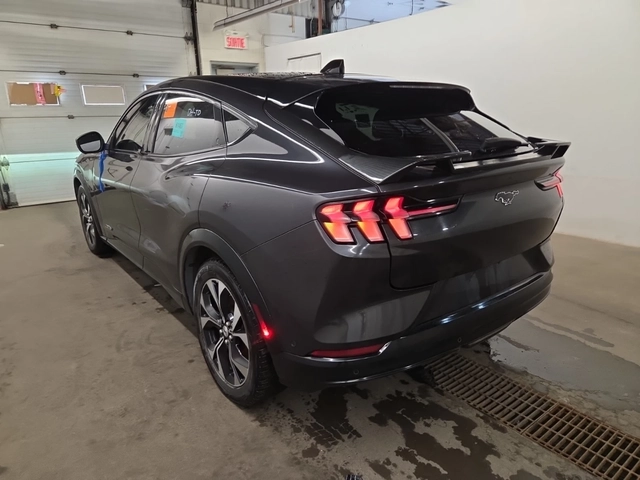 Ford Mustang Mach-E - автомобили, коли, обяви за нови и употребявани 5