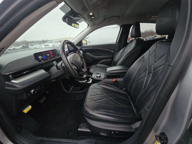 Ford Mustang Mach-E - автомобили, коли, обяви за нови и употребявани 9