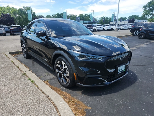 Ford Mustang Mach-E AWD Select / Adaptive Cruise / Lane Assist / - автомобили, коли, обяви за нови и употребявани 4