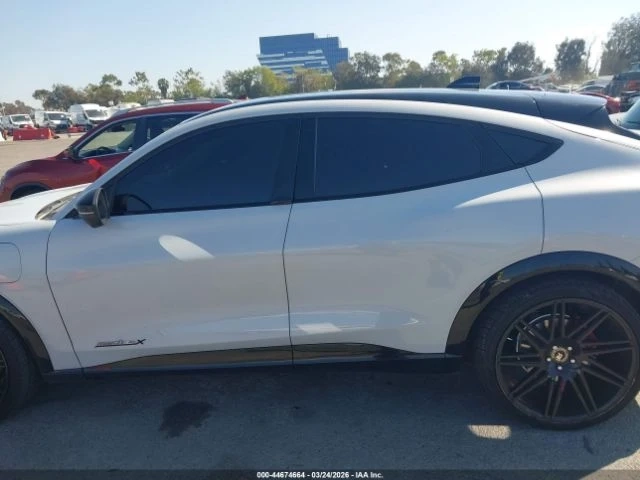 Ford Mustang Mach-E California Route 1 Extended Range AWD - автомобили, коли, обяви за нови и употребявани 12