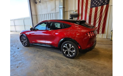 ford-mustang-mach-e - 1