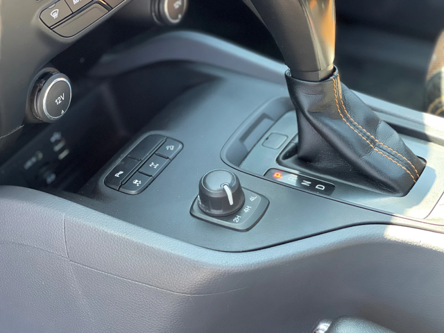 Ford Ranger 3.2TDCi Wildtrak - автомобили, коли, обяви за нови и употребявани 10