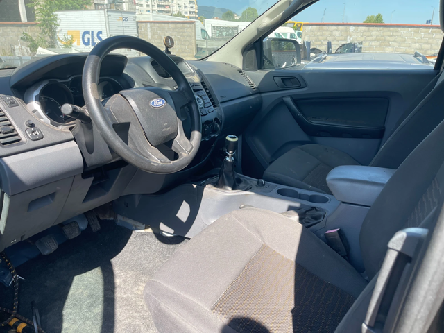 Ford Ranger 2.2TDCi 4x4 на части - автомобили, коли, обяви за нови и употребявани 7