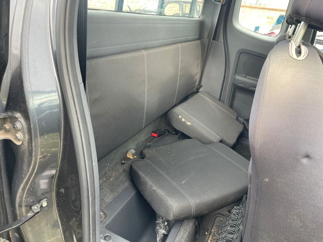 Ford Ranger 2.2TDCI 4x4 на части - автомобили, коли, обяви за нови и употребявани 8