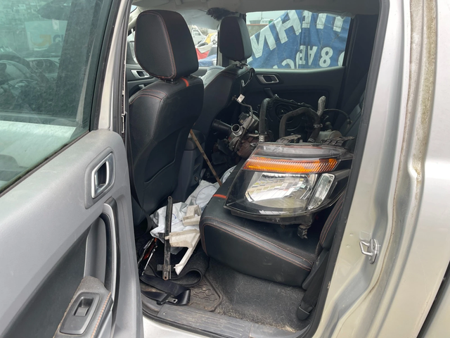 Ford Ranger 3.2TDCi Wildtrak на части - автомобили, коли, обяви за нови и употребявани 11