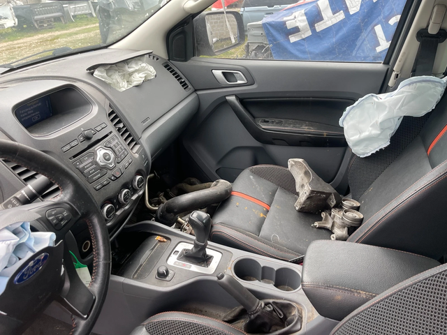 Ford Ranger 3.2TDCi Wildtrak на части - автомобили, коли, обяви за нови и употребявани 14