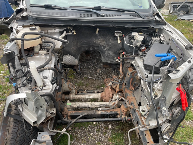 Ford Ranger 3.2TDCi Wildtrak на части - автомобили, коли, обяви за нови и употребявани 7