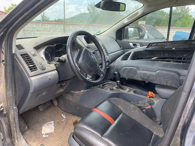 Ford Ranger 3.2TDCi Wildtrak на части - автомобили, коли, обяви за нови и употребявани 7