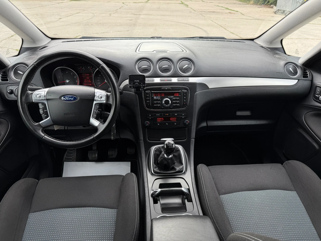 Ford S-Max 1.6 SCTi / 7 МЕСТА - автомобили, коли, обяви за нови и употребявани 7