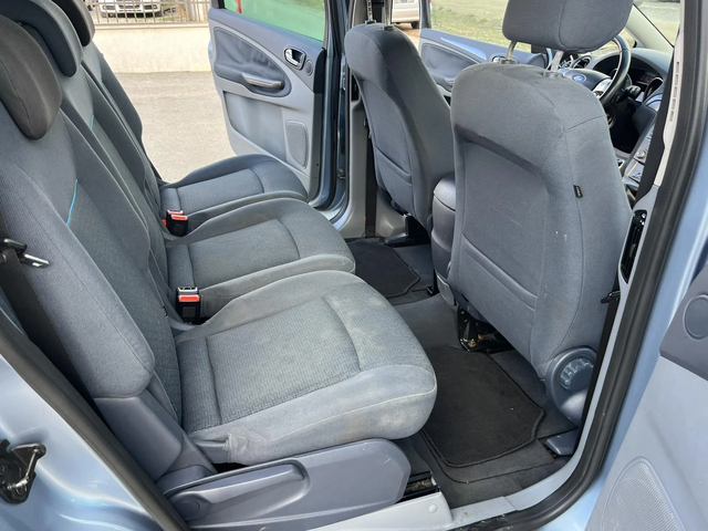 Ford S-Max 2.0TDCI 131кс 6 СКОРОСТИ КЛИМАТРОНИК ПОДГРЕВ - автомобили, коли, обяви за нови и употребявани 8