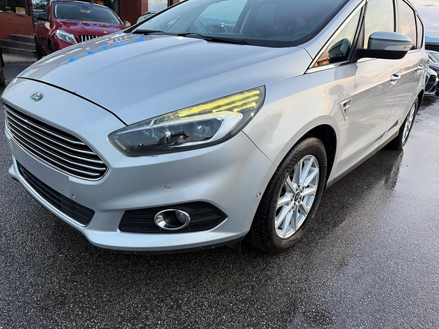 Ford S-Max Distronik-Led-Avtomatik-Germania - автомобили, коли, обяви за нови и употребявани 3