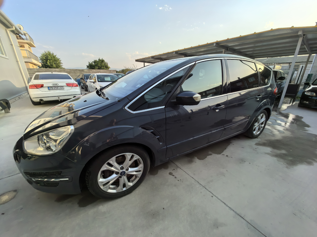 Ford S-Max Titanium ST ГАЗ - автомобили, коли, обяви за нови и употребявани 11